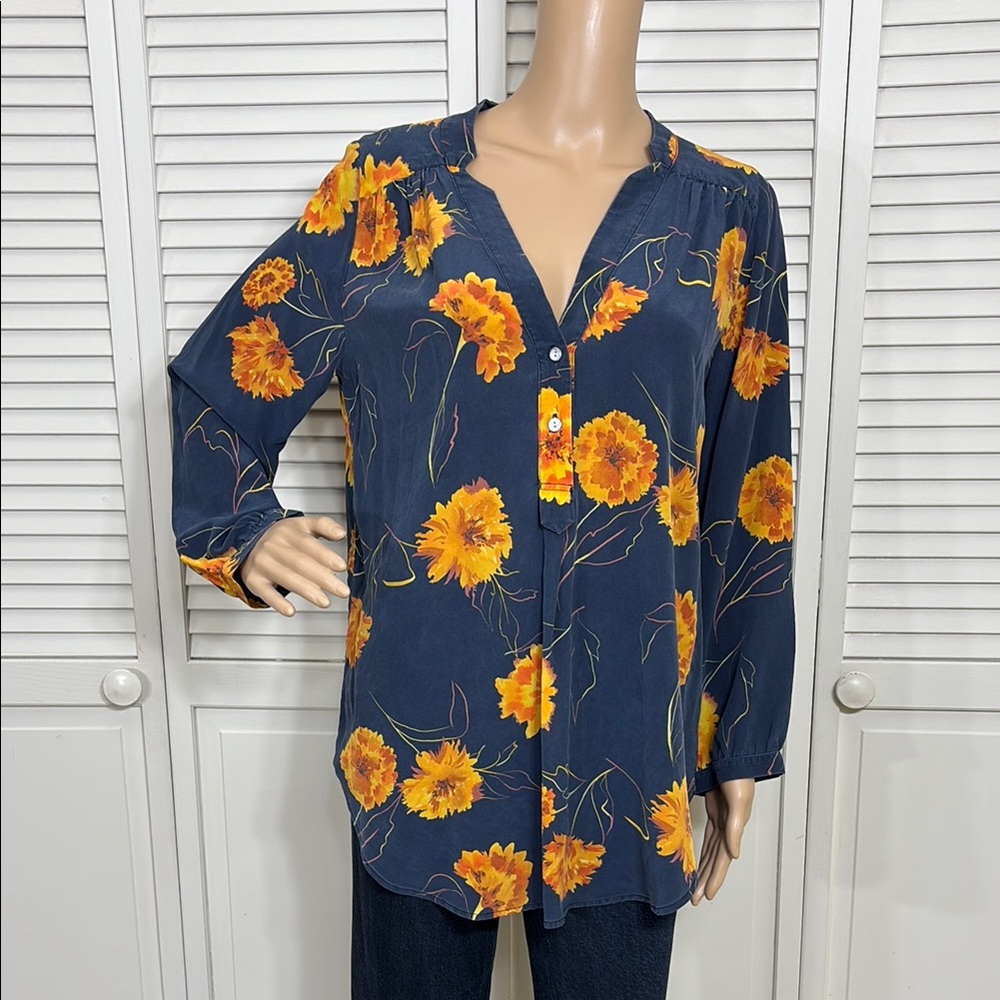 Women's Navy Floral Button-Up Blouse - Yellow Flower Print